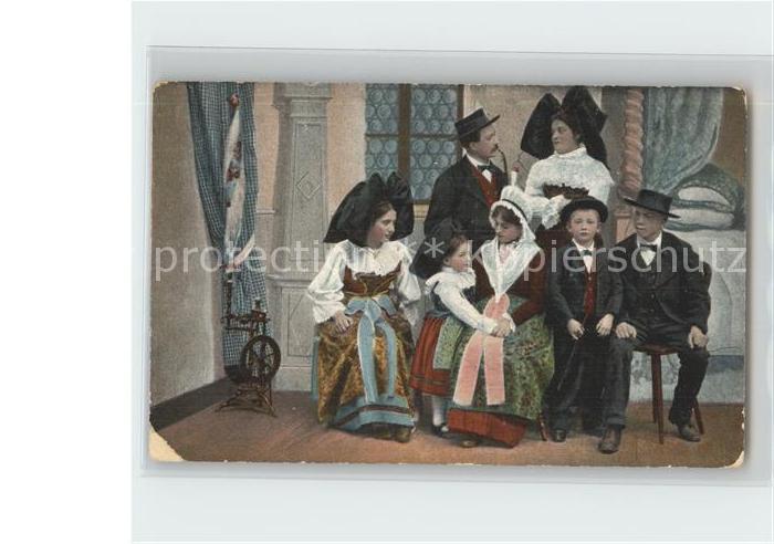 Trachten Alsace Elsässer-Familie Nationaltracht Spinnra