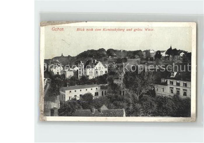 Guben Kaminsky Berg und gruene Wiese