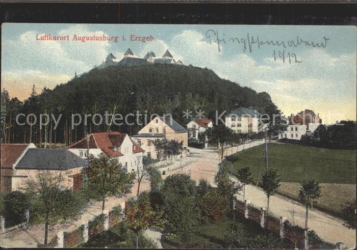 Augustusburg Ortsblick mit Schloss Augustusburg