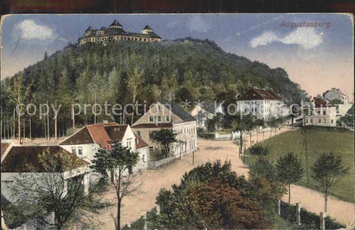 Augustusburg Ortsblick mit Schloss Augustusburg