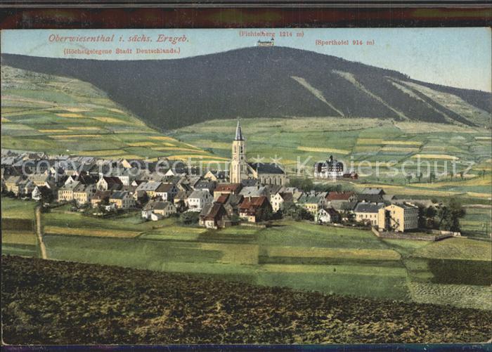 Oberwiesenthal Erzgebirge mit Fichtelberg und Sporthotel