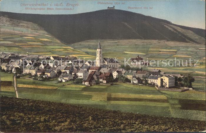 Oberwiesenthal Erzgebirge mit Fichtelberg und Sporthotel