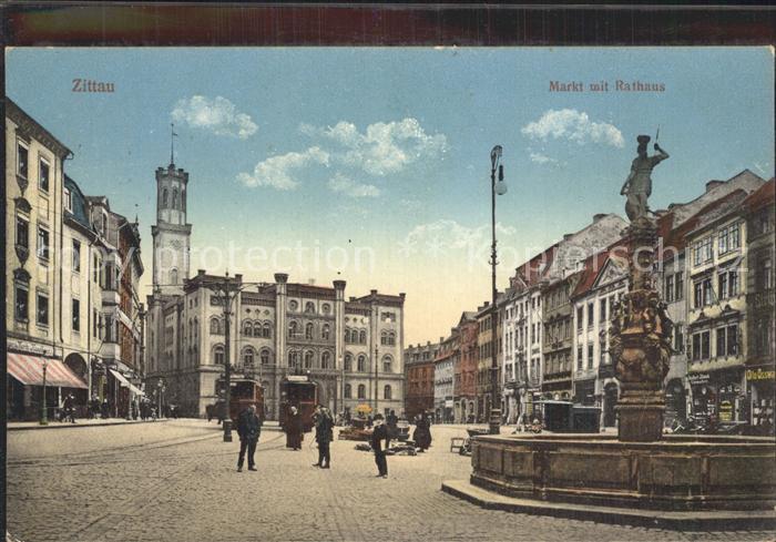 Zittau Markt mit Rathaus und Brunnen