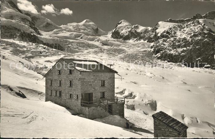 Monte Rosa Huette mit Castor und Pollux