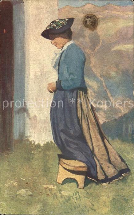 Valais Wallis Kanton Trachtenmaedchen