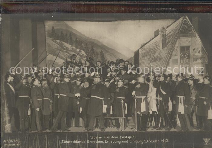 DRESDEN Elbe Scene aus dem Festspiel Deutschlands Erwachen Erheben und Einigung