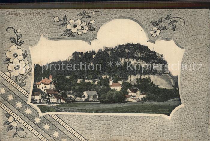 Oybin Sachsen Teilansicht mit Kirche Berg Oybin Zittauer Gebirge