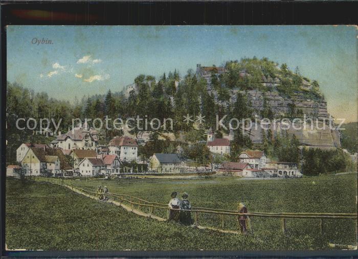 Oybin Sachsen Teilansicht mit Kirche Berg Oybin Zittauer Gebirge