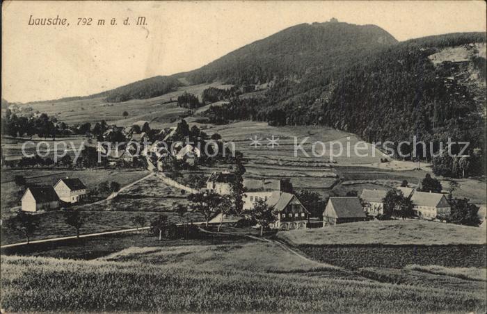 Waltersdorf Zittau Gesamtansicht mit Berg Lausche