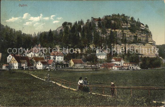 Oybin Sachsen Ortsansicht mit Kirche Berg Oybin Zittauer Gebirge
