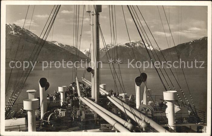 Schiffe Ships Navires Sognefjord Norwegen