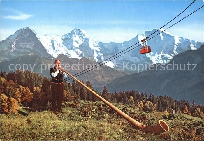 Alphorn Alphornblaeser Seilbahn Berner Oberland Eiger-Moench-Jungfrau