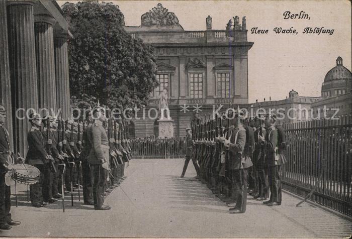 Leibgarde Wache Berlin Neue Wache Ablösung