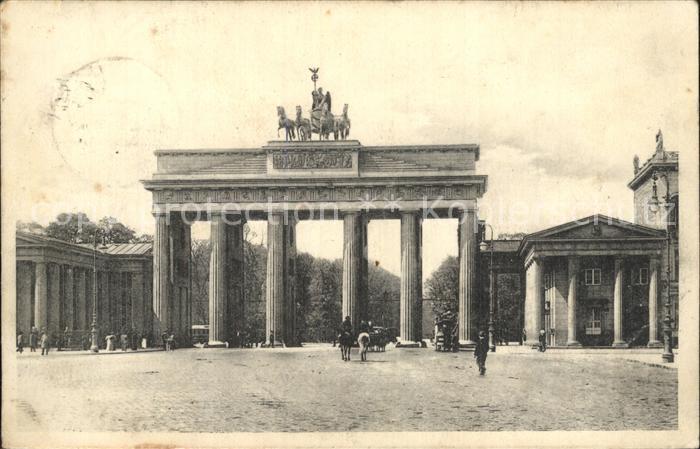 Brandenburgertor Berlin Unter den Linden