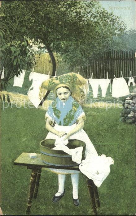 Trachten Spreewald Kind Wäsche waschen