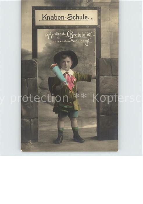 Schule School Ecole Escuela Scuola-- Einschulung Knaben-Schule Schultuete