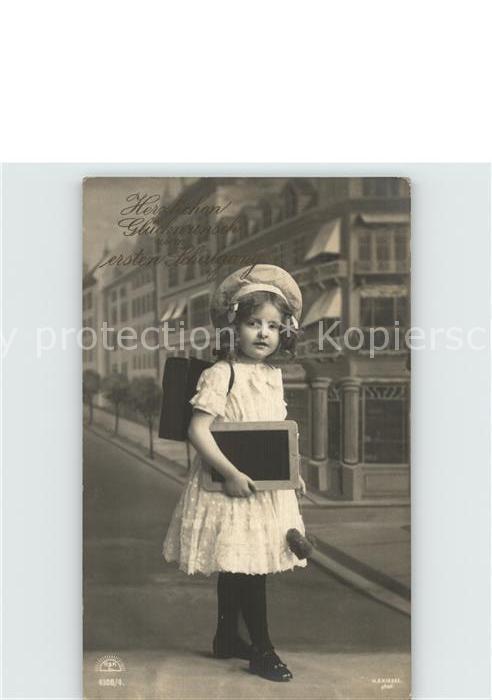 Schule School Ecole Escuela Scuola-- Einschulung Kind Schultafel Foto-RKL-Nr. 41