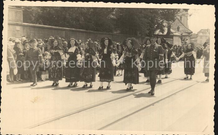 Mulhouse Muehlhausen Trachtenumzug