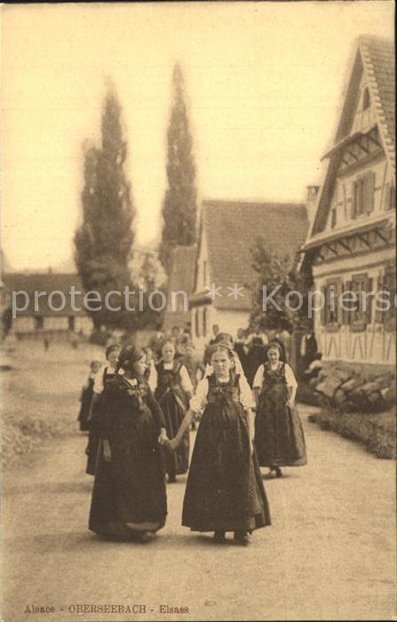 Oberseebach Bas-Rhin Mädchen Trachten Elsass