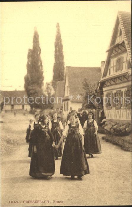 Oberseebach Bas-Rhin Schulmaedchen Tracht Elsass