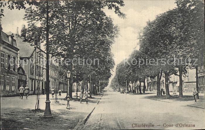 Charleville-Mezieres 08 Cour d Orleans