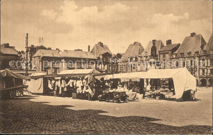 Charleville-Mezieres 08 Marktplatz