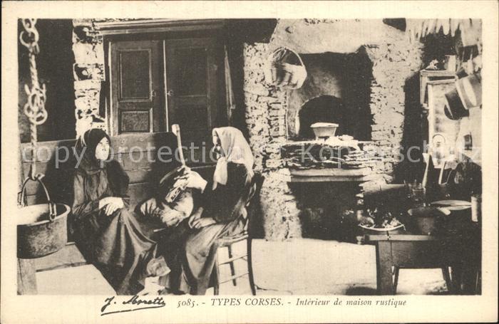 Bastia Types Corses Interieur de maison rustiq