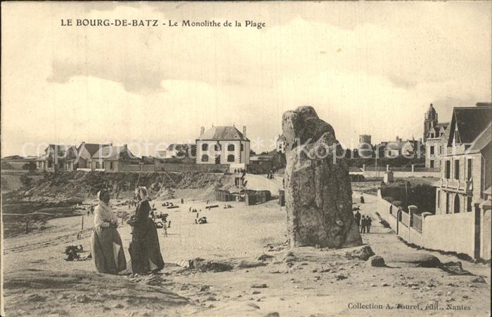 Le Bourg-de-Batz Monolithe de la Plage