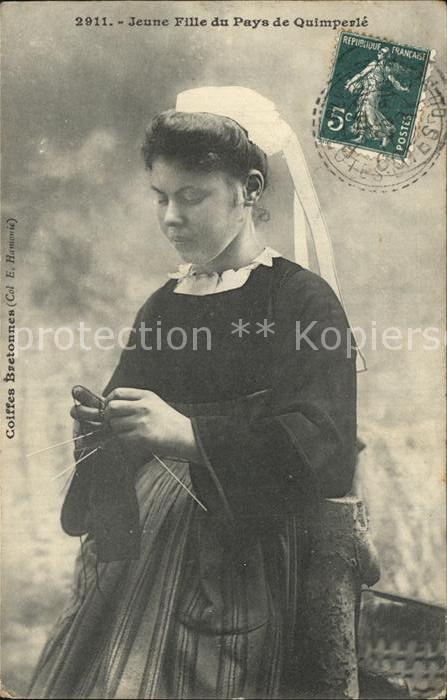 Quimperle Jeune Fille du Pays Costumes Trachten