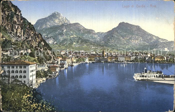 Riva del Garda Paendampfernorama mit Person