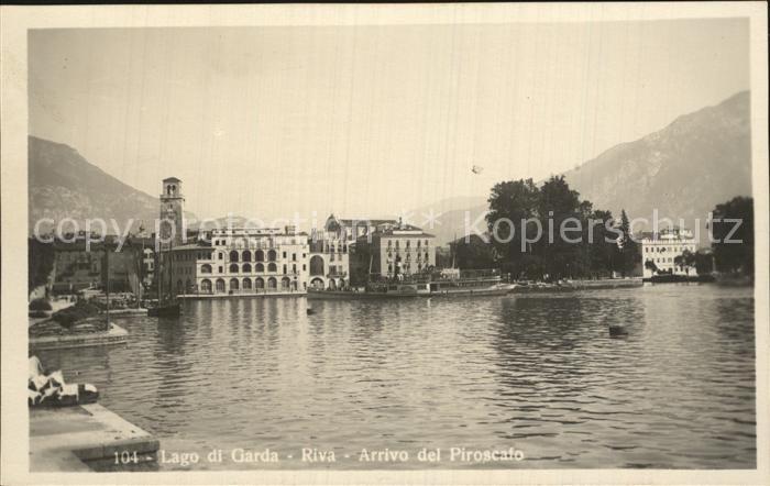 Riva del Garda Arrivo del Piroscato