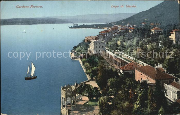 Gardone Garda Gesamtansicht