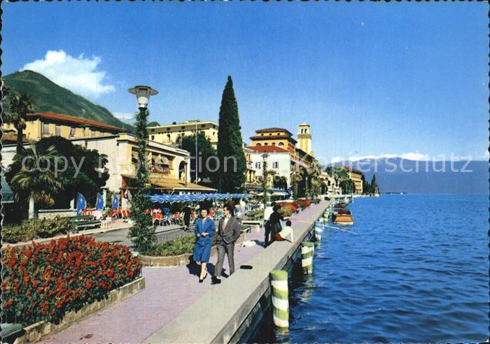 Gardone Garda Lungo Lago