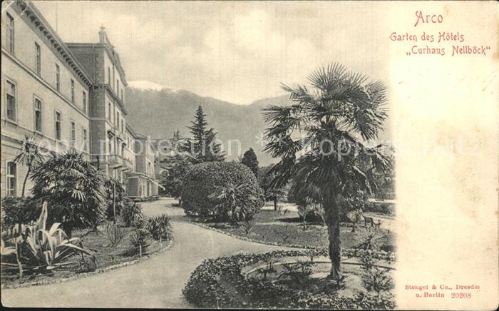 Arco Trentino Garten des Hotels Curhaus Nellboeck