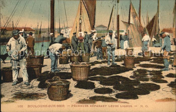 Boulogne-sur-Mer Pécheurs Repant Leurs Lignes