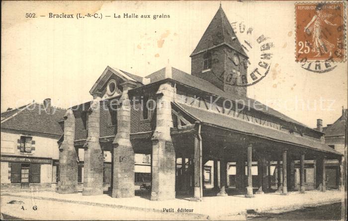 Bracieux La Halle aux grains