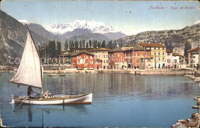 Torbole Lago di Garda Von der Seeseite gesehen