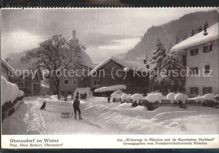 Oberaudorf Dorfstrasse Kirche im Winter Fremdenver