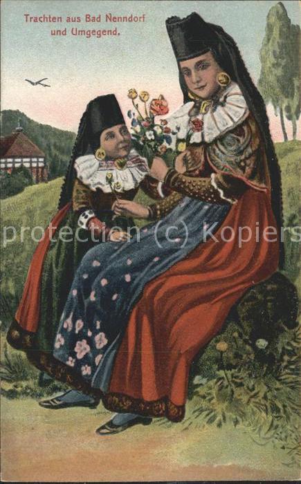 Bad Nenndorf Trachten Frau mit Kind