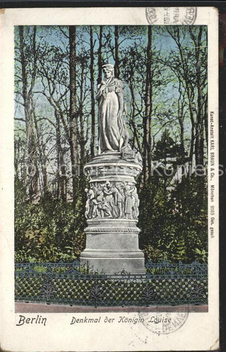 BERLIN  CITY Koenigin Louise Denkmal