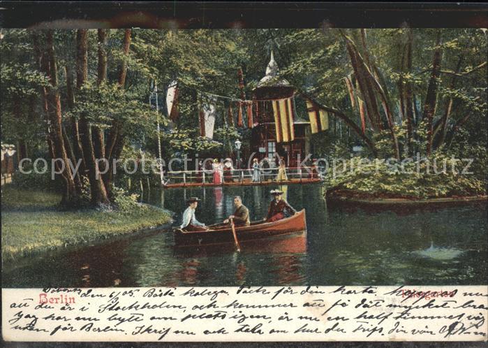 BERLIN  CITY Bootspartie im Thiergarten