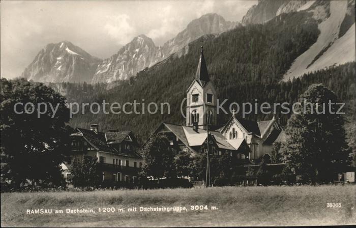 Ramsau Dachstein Steiermark Kirche mit Dachsteingruppe