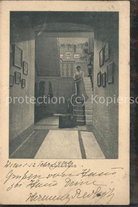 WIEN AT Treppenaufgang im Haus