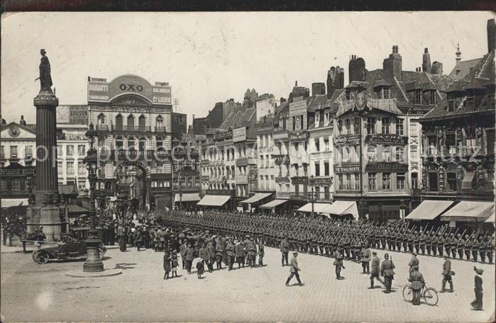 Lille Nord Exerzieren auf dem Marktplatz Feldpost