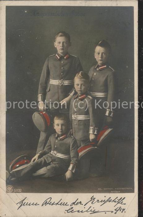 Adel Uniformen Prinzen