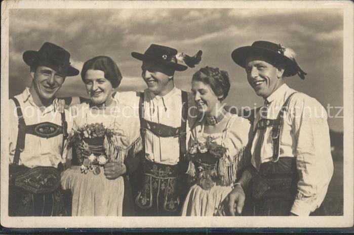 Trachten Bayerische Volkstrachten