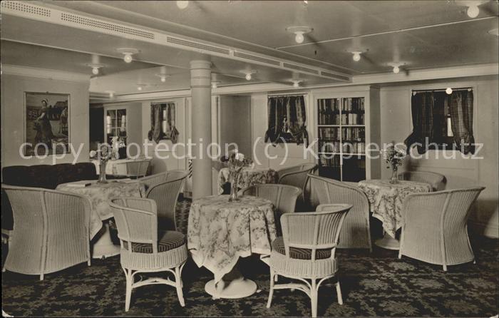 Dampfer Oceanliner D. Albert Ballin Halle der Touristen Lu