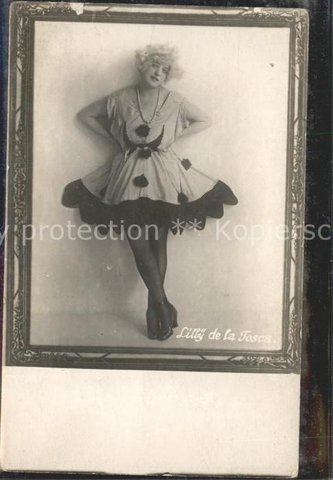 Typen Lilly de la Tosca Variete Bühne Theater