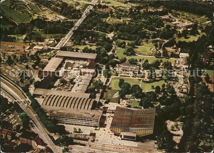 Essen Ruhr Blick auf die Gruga Fliegeraufnahme