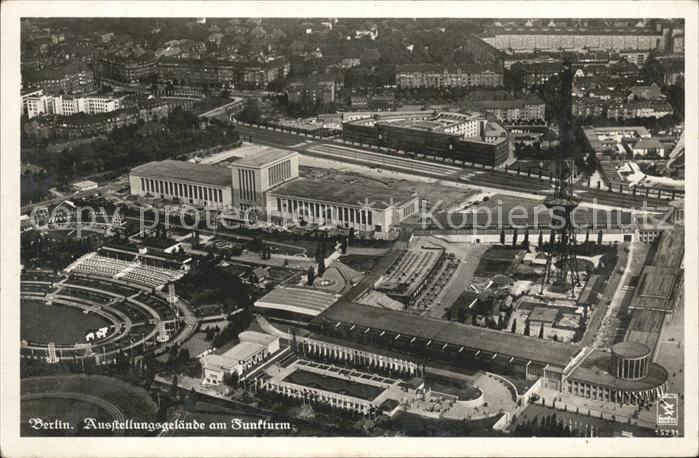 BERLIN  CITY Ausstellungsgelaende am Funkturm Fliegeraufnahme
